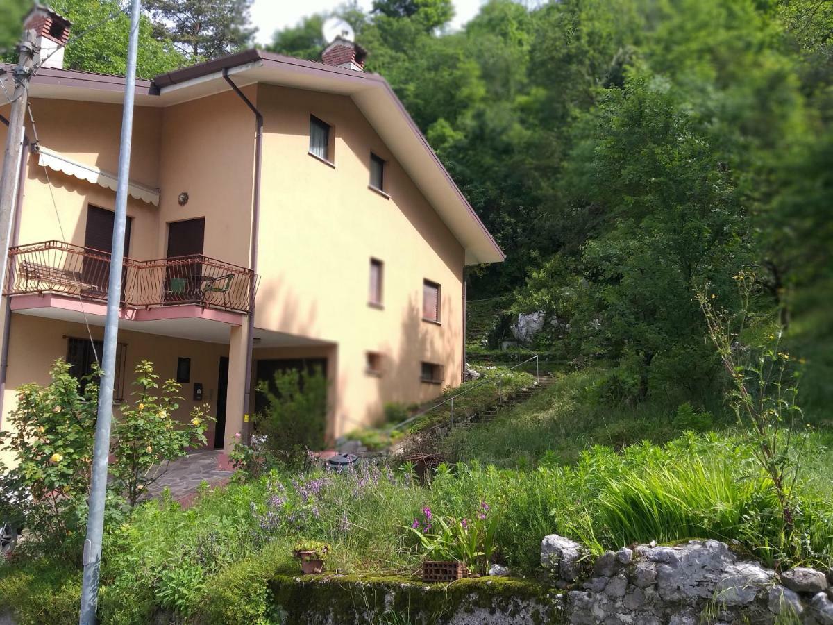 Terrazza Sul Borgo Villa Venzone Esterno foto